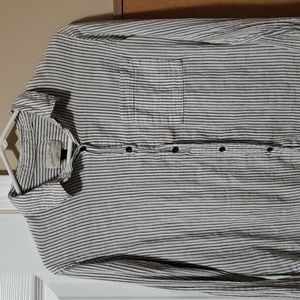 Universal Thread Women's Small Striped Button Down Blouse Shirt